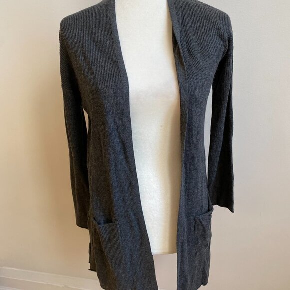 T Tahari Bnwot Ribbed Gray Open Cardigan New Front Pockets Cashmere - Picture 2 of 9